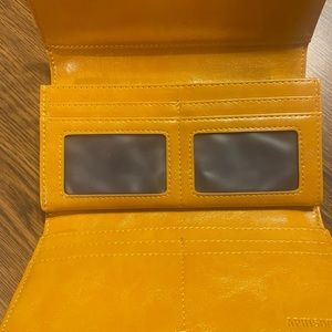 Ladies “APHISON” gold tri fold wallet